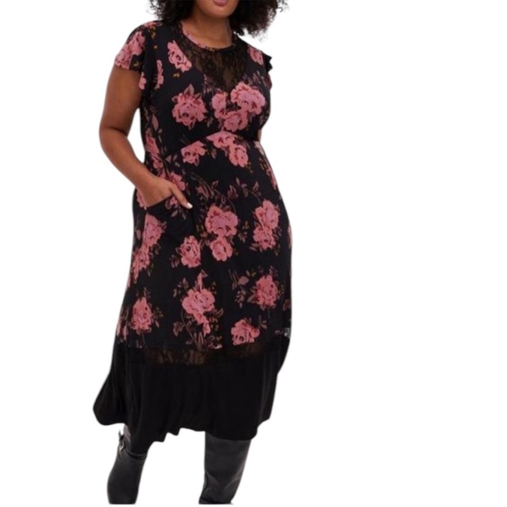 Torrid Pink Floral Studio Knit Midi Dress Flutter Sleeve Lace
Trim Black Size 3